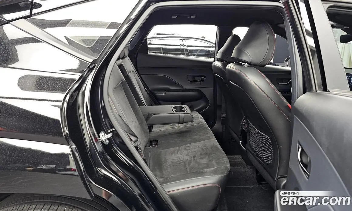Hyundai Kona 2024 1.6 автомат (гидро), фото 18 Hyundai Kona 2024 1.6 автомат (гидро), фото 18