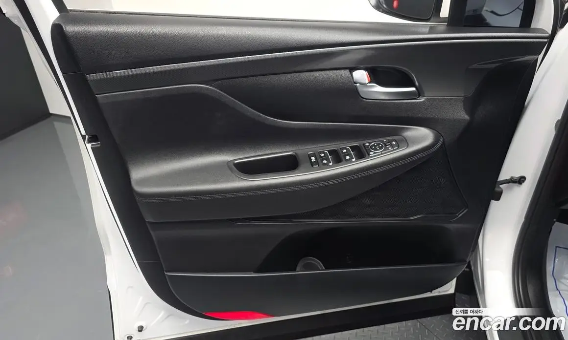 Hyundai Santa Fe 2021 1.6 автомат (гидро), фото 14
