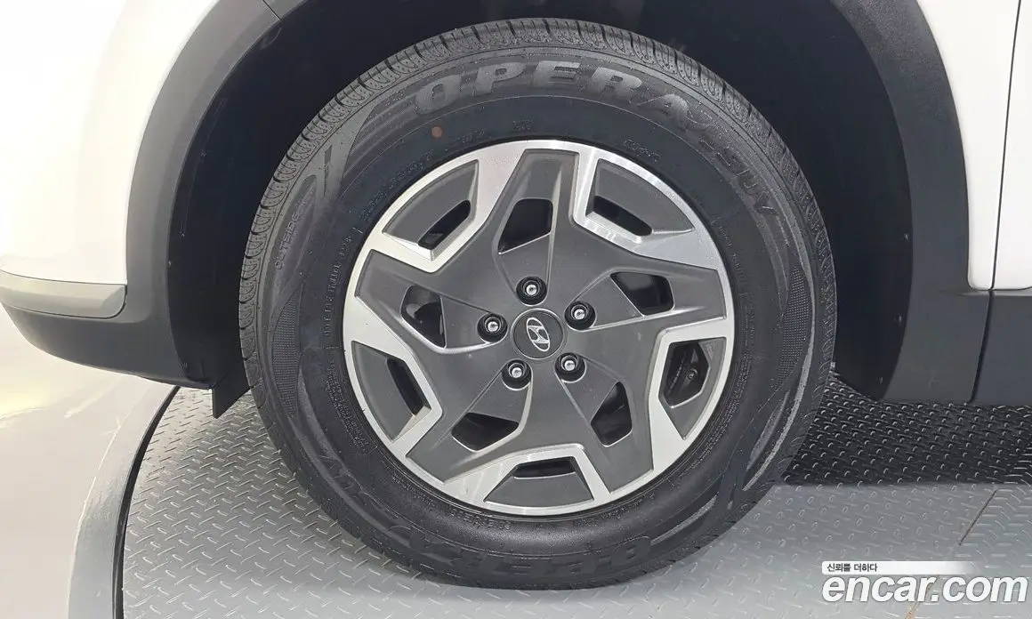 Hyundai Santa Fe 2021 1.6 автомат (гидро), фото 5