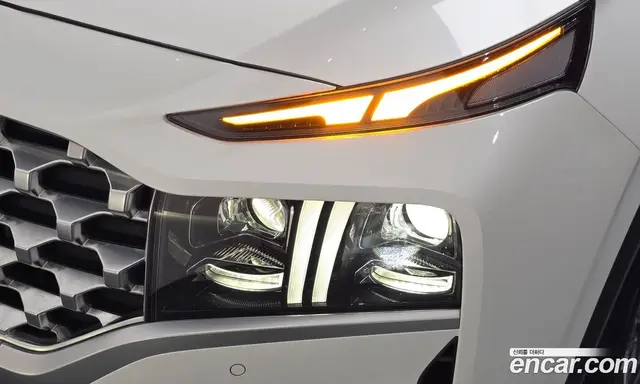Hyundai Santa Fe 2021 1.6 автомат (гидро), миниатюра 8