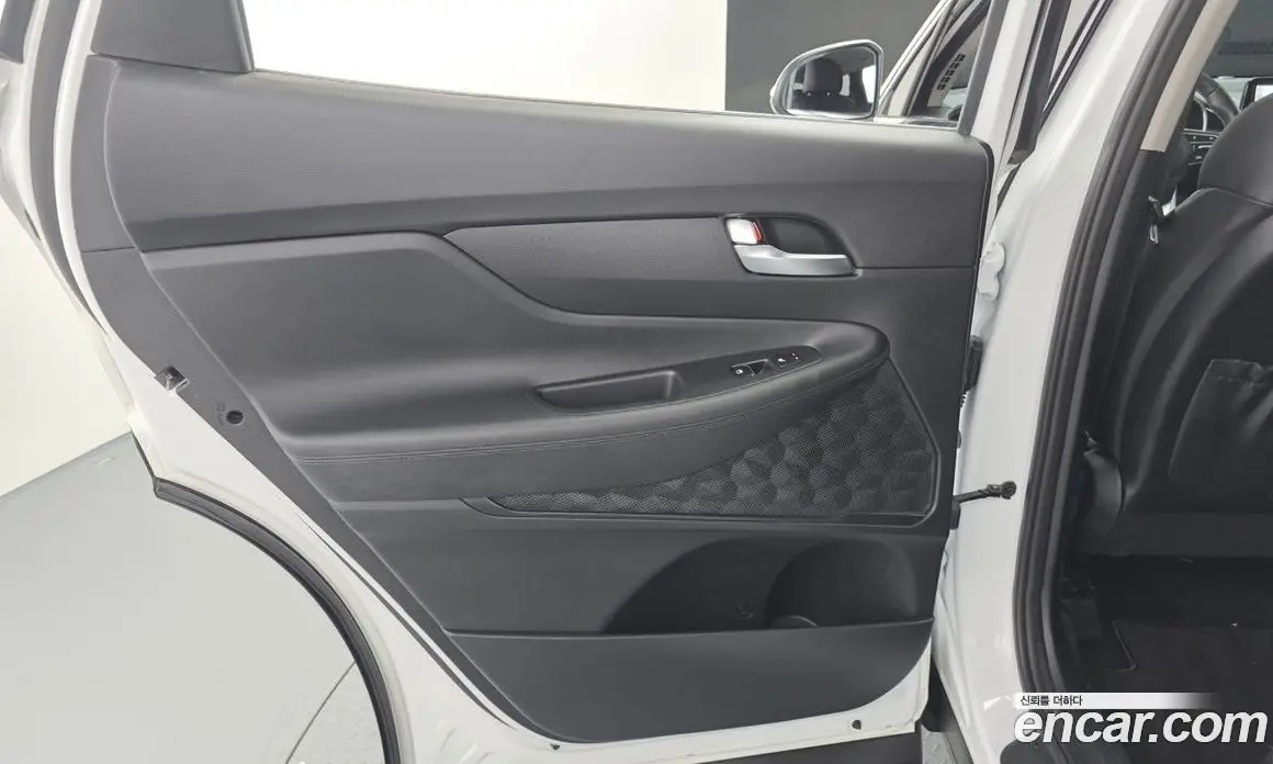 Hyundai Santa Fe 2022 2.2 автомат (гидро), фото 15 Hyundai Santa Fe 2022 2.2 автомат (гидро), фото 15
