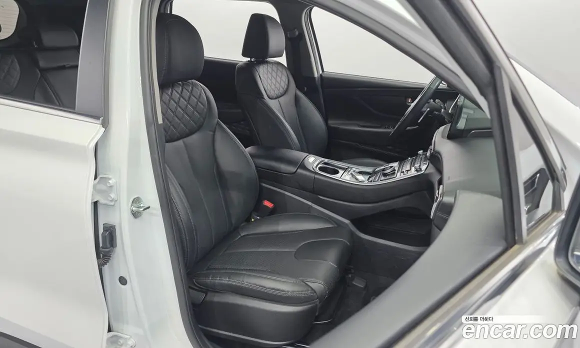 Hyundai Santa Fe 2022 2.2 автомат (гидро), фото 16 Hyundai Santa Fe 2022 2.2 автомат (гидро), фото 16