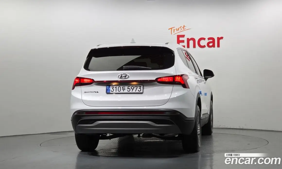 Hyundai Santa Fe 2022 2.2 автомат (гидро), фото 4 Hyundai Santa Fe 2022 2.2 автомат (гидро), фото 4