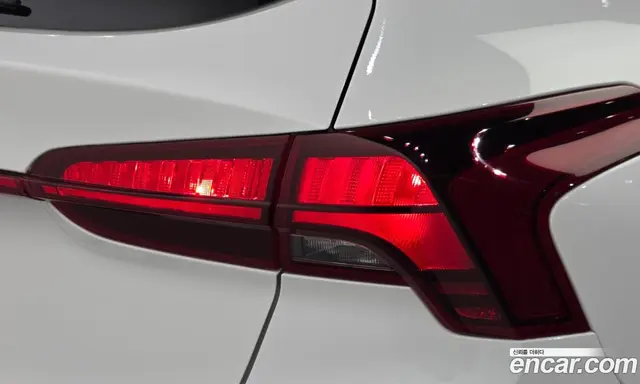 Hyundai Santa Fe 2022 2.2 автомат (гидро), миниатюра 9 Hyundai Santa Fe 2022 2.2 автомат (гидро), миниатюра 9