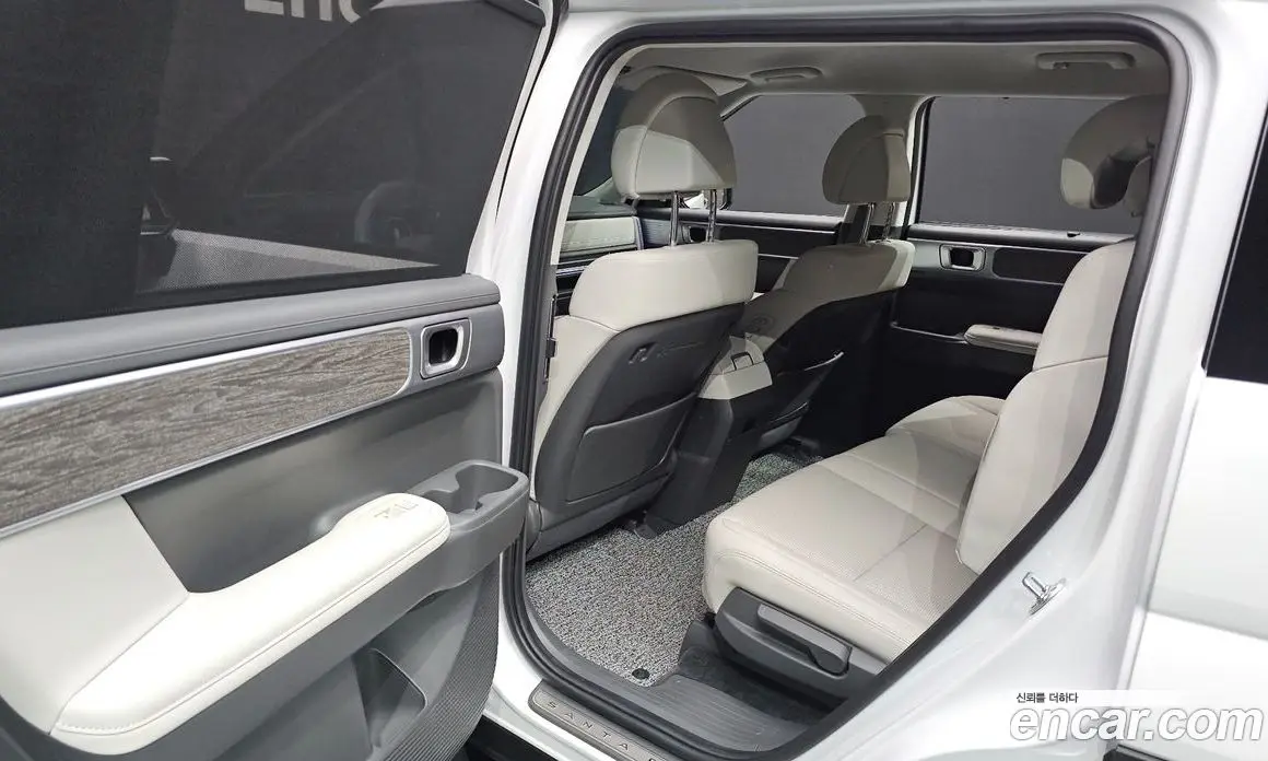 Hyundai Santa Fe 2025 1.6 автомат (гидро), фото 16