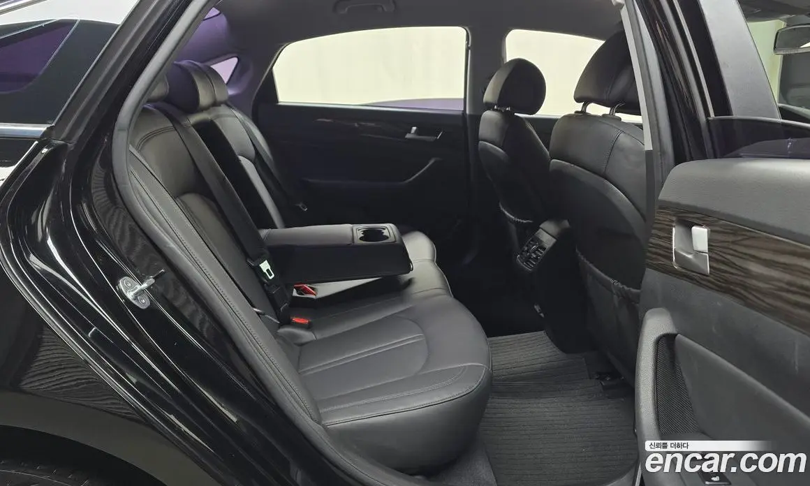Hyundai Sonata 2015 2.0 автомат (гидро), фото 17