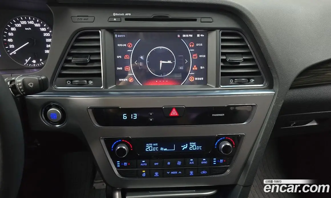 Hyundai Sonata 2015 2.0 автомат (гидро), фото 19