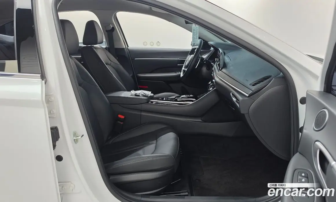 Hyundai Sonata 2021 2.0 автомат (гидро), фото 16