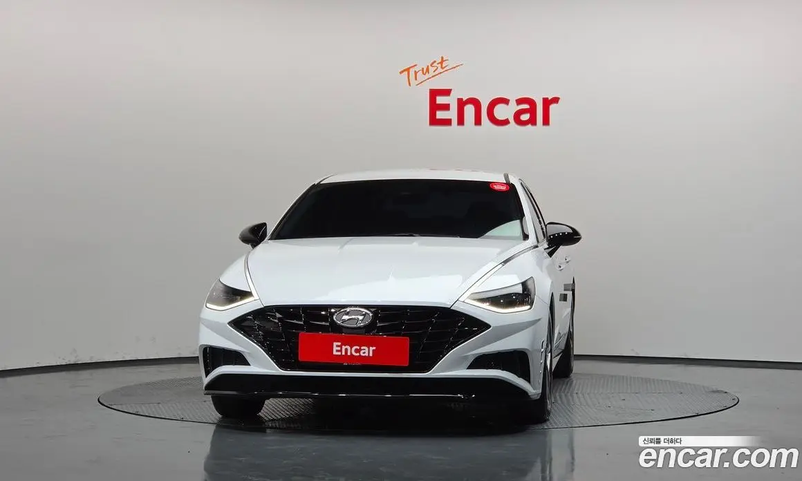 Hyundai Sonata 2021 2.0 автомат (гидро), фото 3