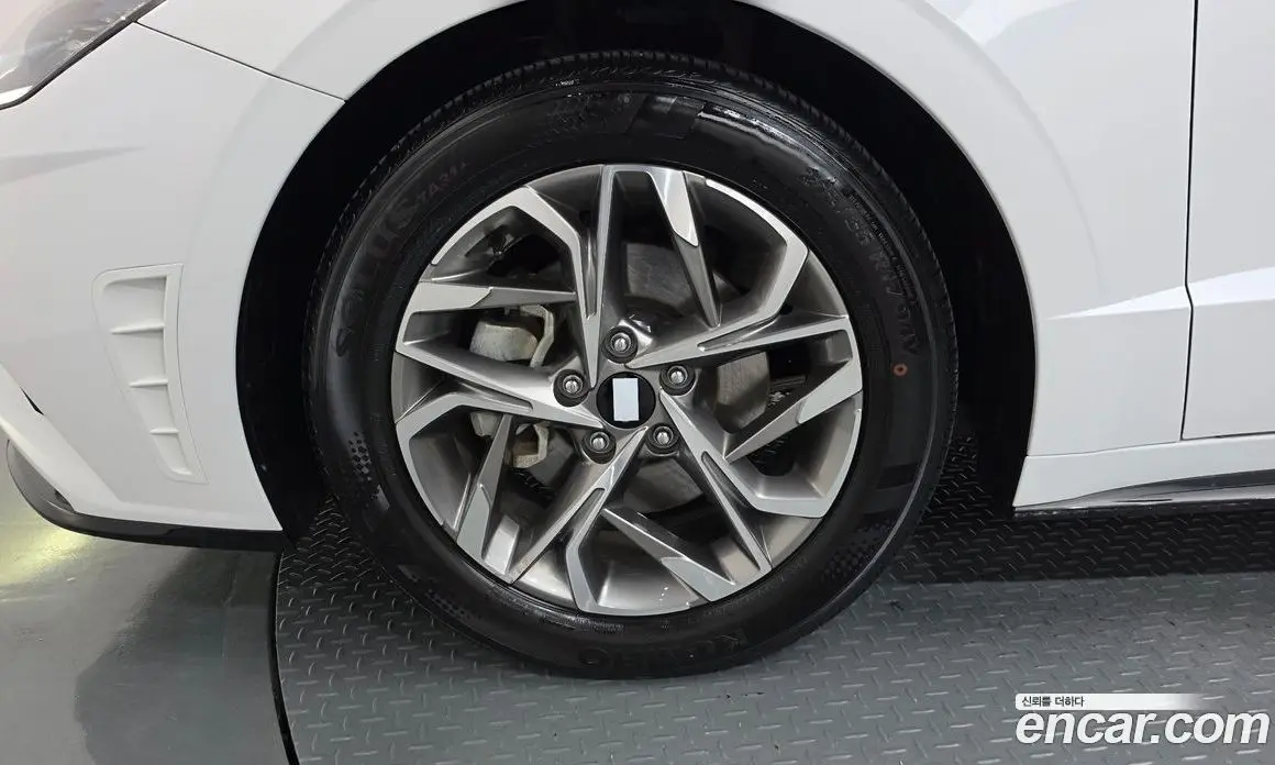 Hyundai Sonata 2021 2.0 автомат (гидро), фото 5
