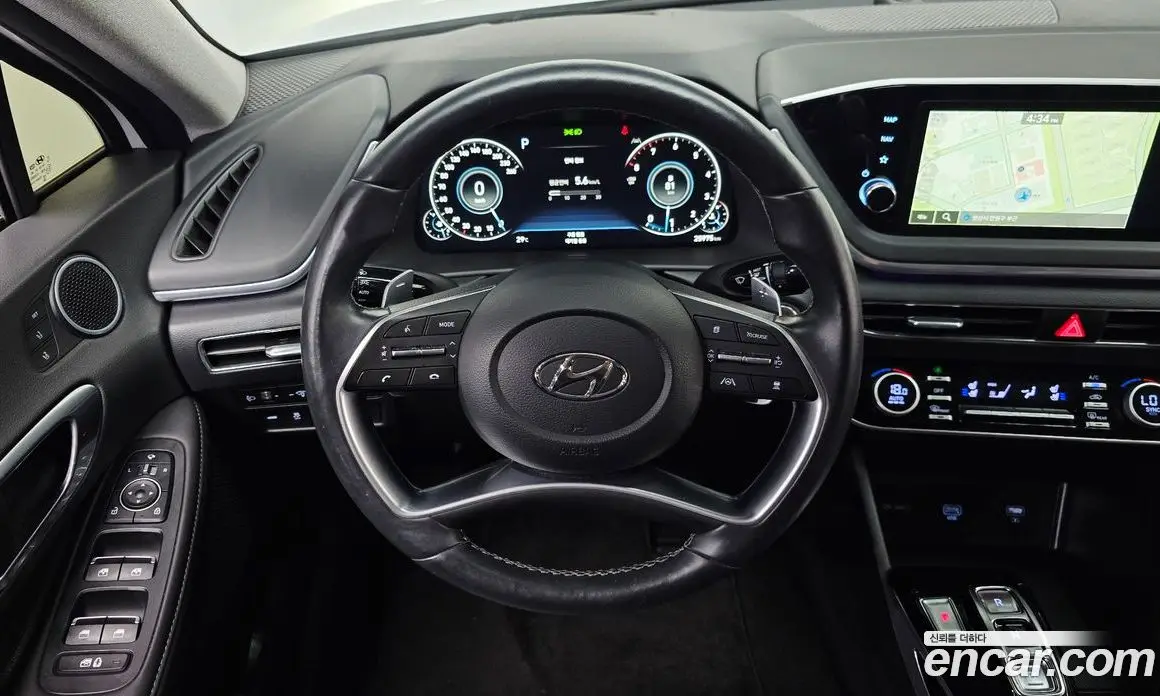 Hyundai Sonata 2023 2.0 автомат (гидро), фото 19