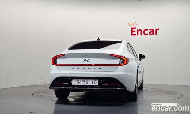 Hyundai Sonata 2023 2.0 автомат (гидро), миниатюра 4