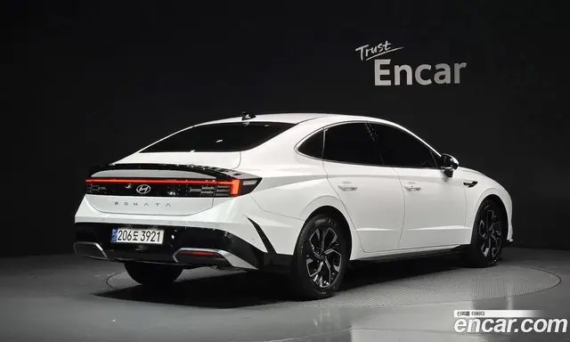 Hyundai Sonata 2024 2.0 автомат (гидро), миниатюра 2
