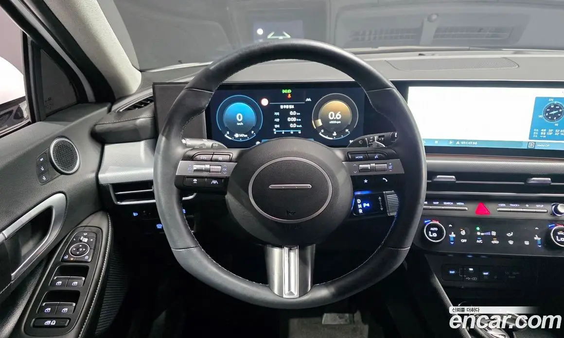 Hyundai Sonata 2024 2.0 автомат (гидро), фото 19