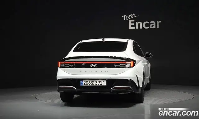 Hyundai Sonata 2024 2.0 автомат (гидро), миниатюра 4