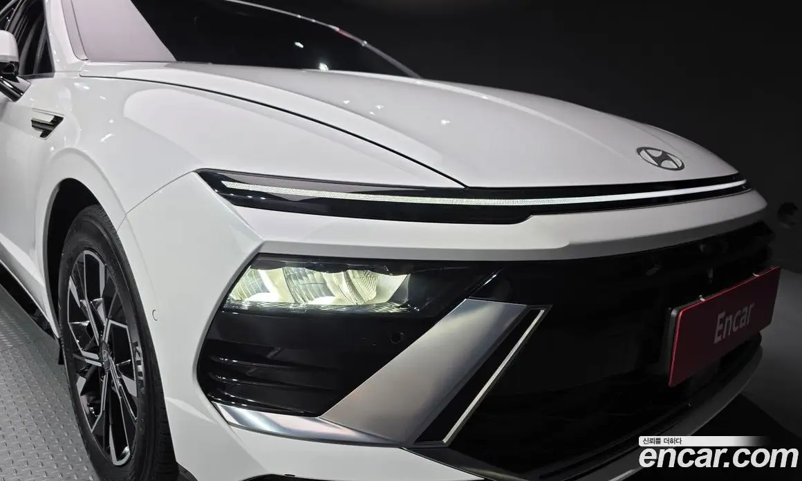Hyundai Sonata 2024 2.0 автомат (гидро), фото 8
