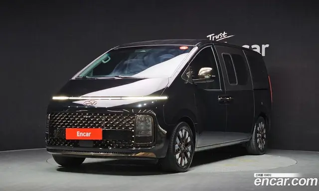 Hyundai Staria, 2021, 14 620 км