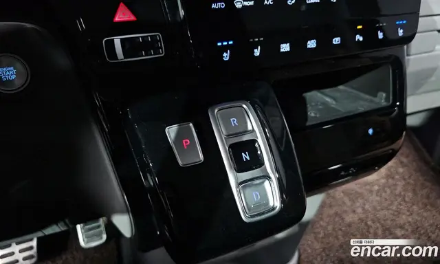 Hyundai Staria 2021 2.2 автомат (гидро), миниатюра 12