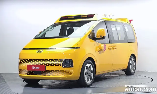 Hyundai Staria, 2023, 47 614 км