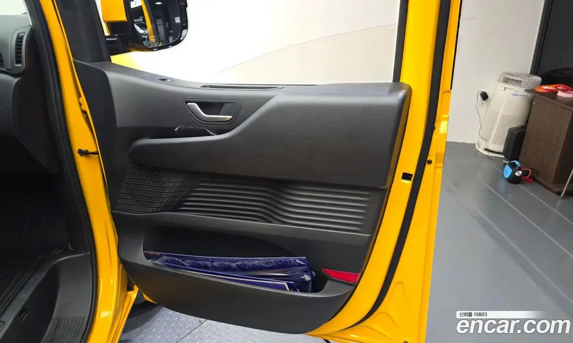 Hyundai Staria 2023 3.5 автомат (гидро), фото 15 Hyundai Staria 2023 3.5 автомат (гидро), фото 15