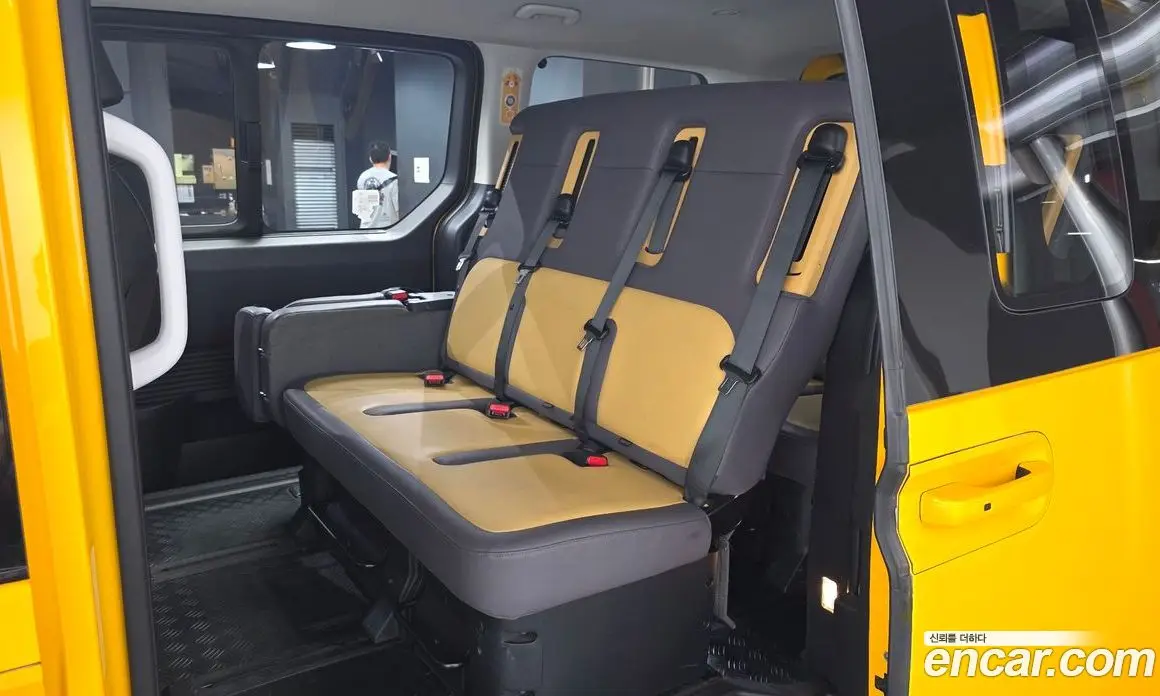 Hyundai Staria 2023 3.5 автомат (гидро), фото 18 Hyundai Staria 2023 3.5 автомат (гидро), фото 18