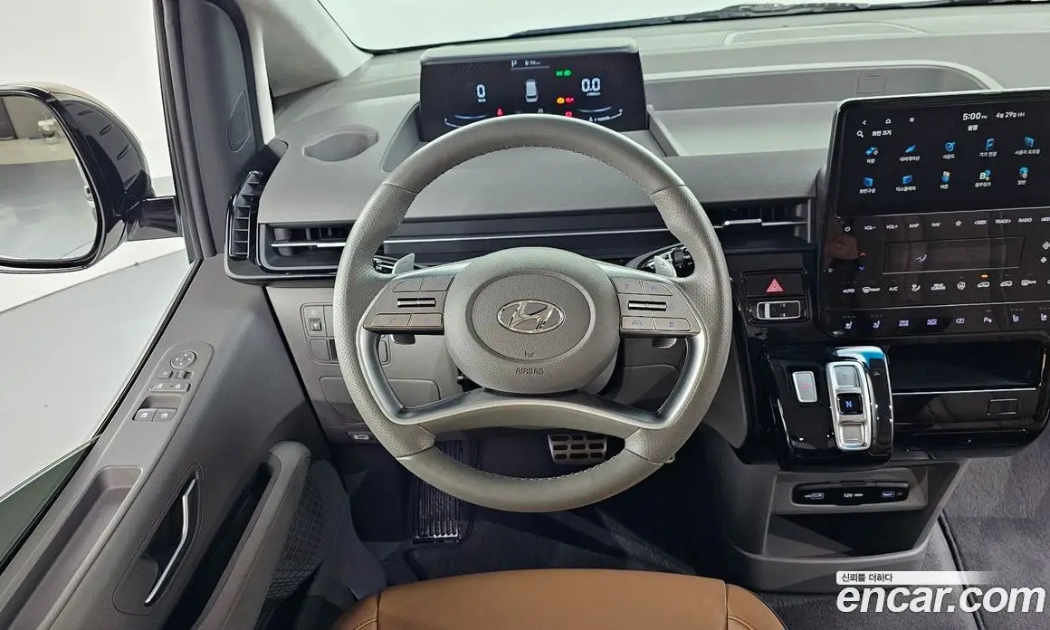 Hyundai Staria 2024 2.2 автомат (гидро), фото 20 Hyundai Staria 2024 2.2 автомат (гидро), фото 20