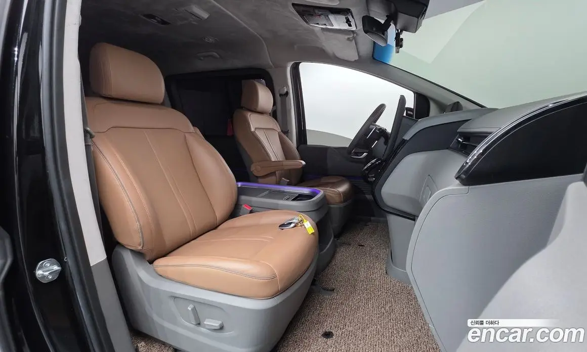 Hyundai Staria 2024 2.2 автомат (гидро), фото 13