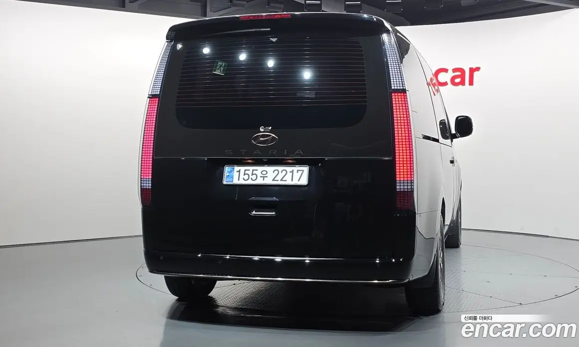 Hyundai Staria 2024 2.2 автомат (гидро), фото 4