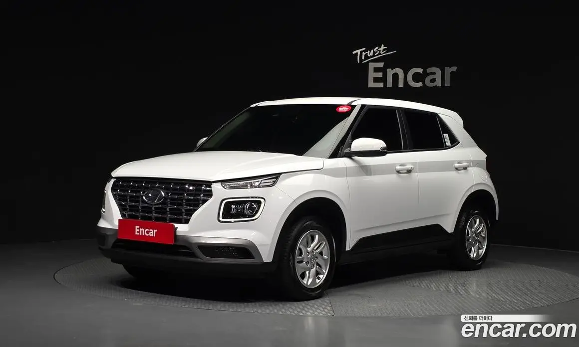 Hyundai Venue 2020 1.6 автомат (гидро), фото 1 Hyundai Venue 2020 1.6 автомат (гидро), фото 1