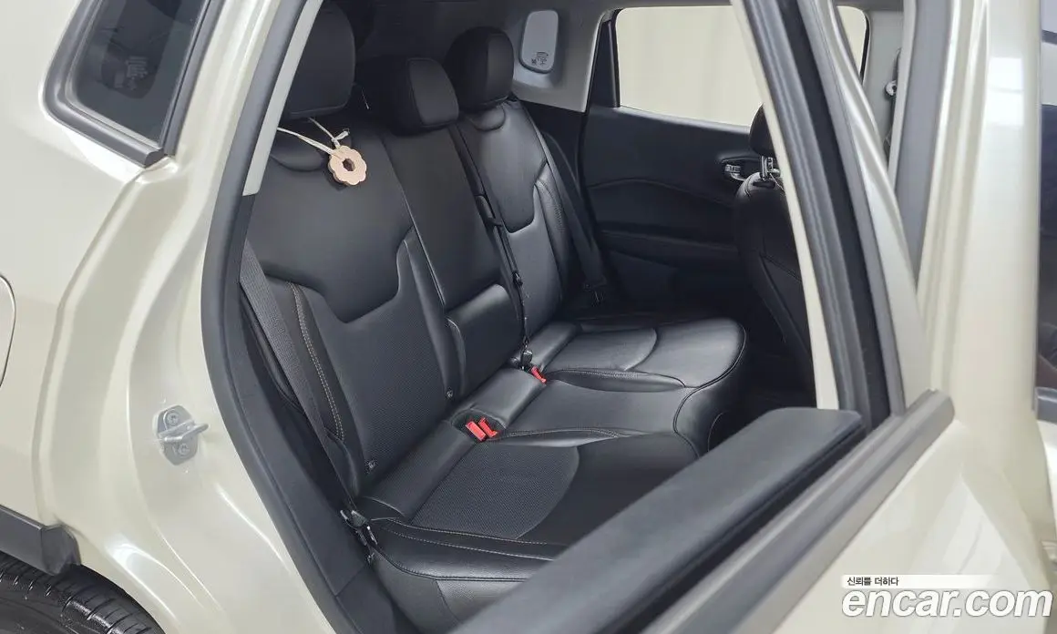 Jeep Compass 2019 2.4 автомат (гидро), фото 18 Jeep Compass 2019 2.4 автомат (гидро), фото 18