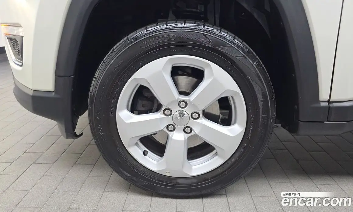 Jeep Compass 2019 2.4 автомат (гидро), фото 5 Jeep Compass 2019 2.4 автомат (гидро), фото 5