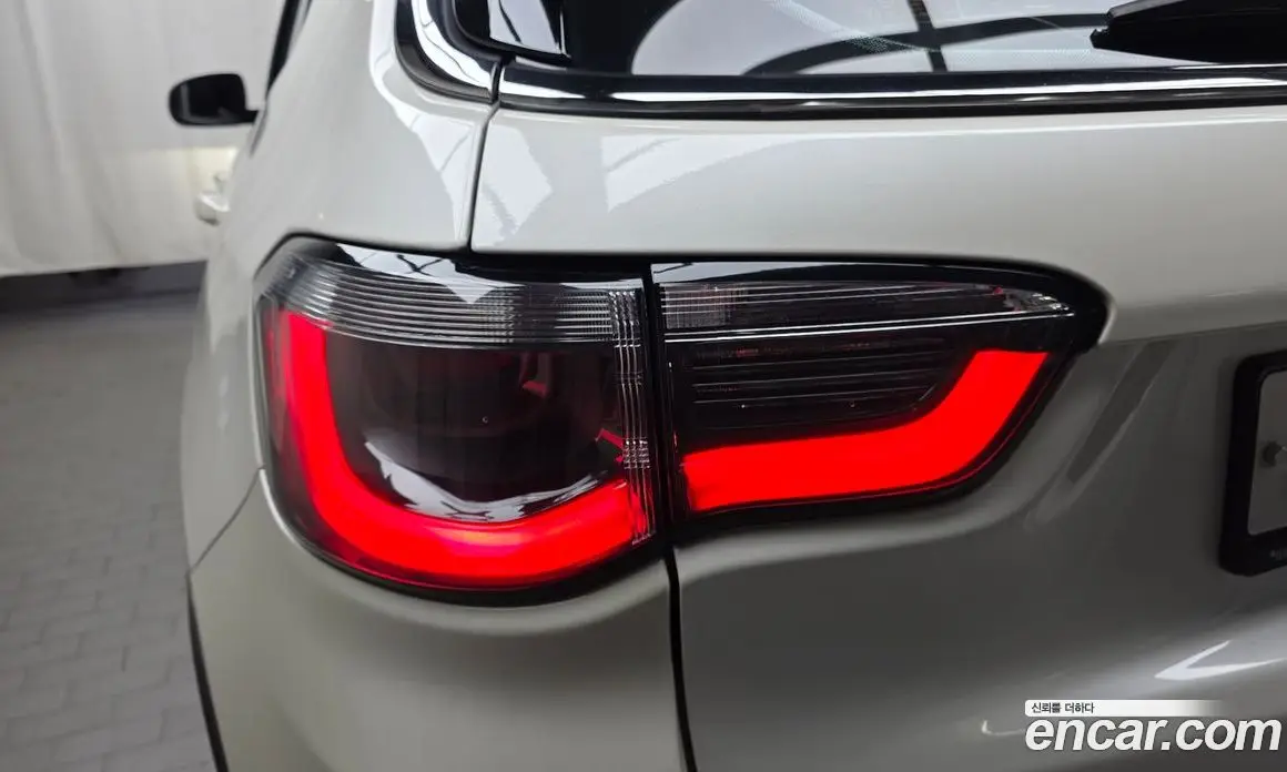 Jeep Compass 2019 2.4 автомат (гидро), фото 9 Jeep Compass 2019 2.4 автомат (гидро), фото 9