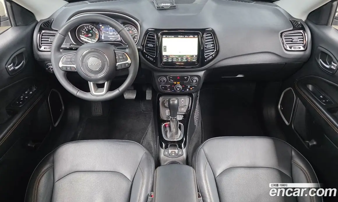 Jeep Compass 2019 2.4 автомат (гидро), фото 10 Jeep Compass 2019 2.4 автомат (гидро), фото 10