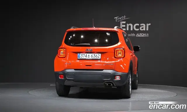 Jeep Renegade 2021 2.4 автомат (гидро), миниатюра 4 Jeep Renegade 2021 2.4 автомат (гидро), миниатюра 4