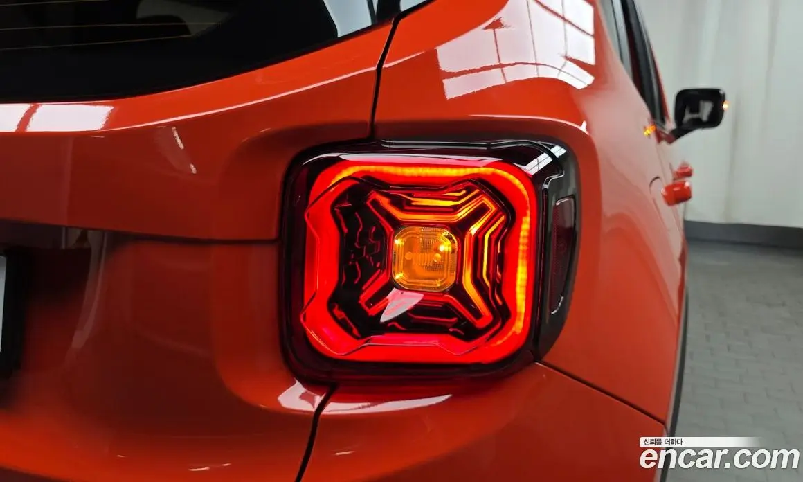Jeep Renegade 2021 2.4 автомат (гидро), фото 9 Jeep Renegade 2021 2.4 автомат (гидро), фото 9