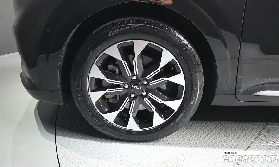 Kia Carnival 2022 3.5 автомат (гидро), фото 5 Kia Carnival 2022 3.5 автомат (гидро), фото 5