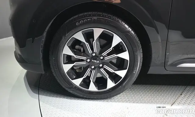 Kia Carnival 2022 3.5 автомат (гидро), миниатюра 5 Kia Carnival 2022 3.5 автомат (гидро), миниатюра 5