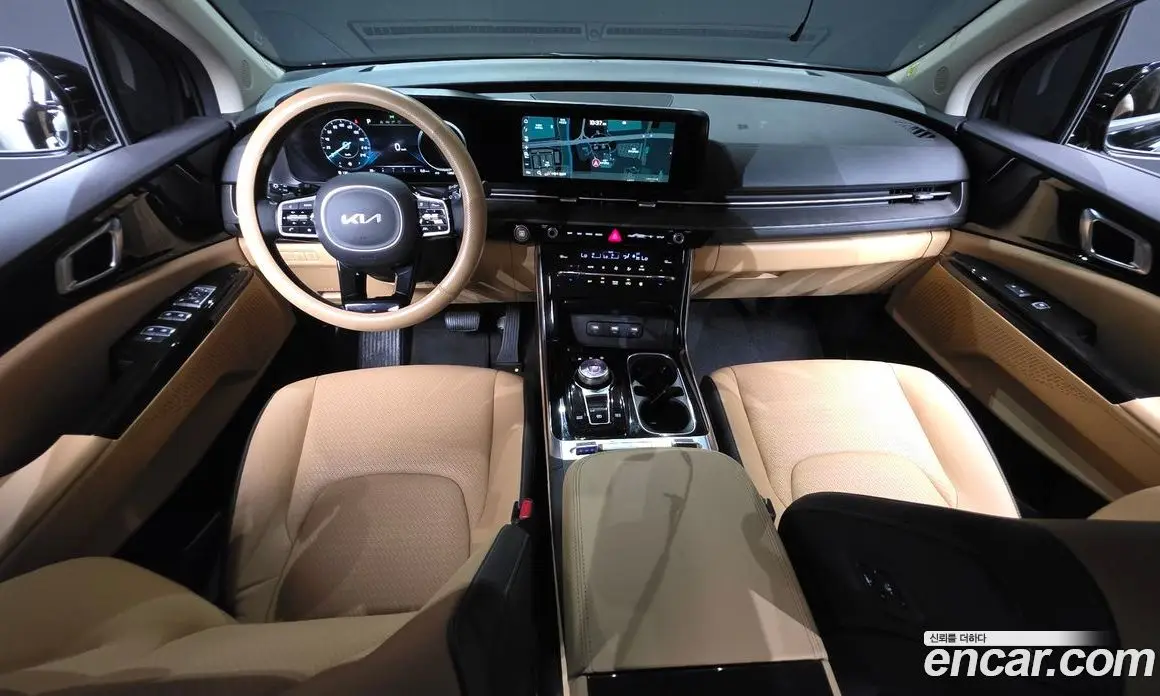Kia Carnival 2022 3.5 автомат (гидро), фото 10 Kia Carnival 2022 3.5 автомат (гидро), фото 10