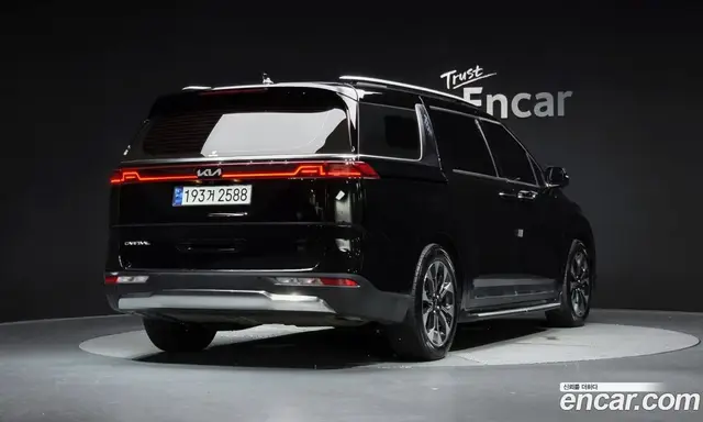 Kia Carnival 2023 2.2 автомат (гидро), миниатюра 2