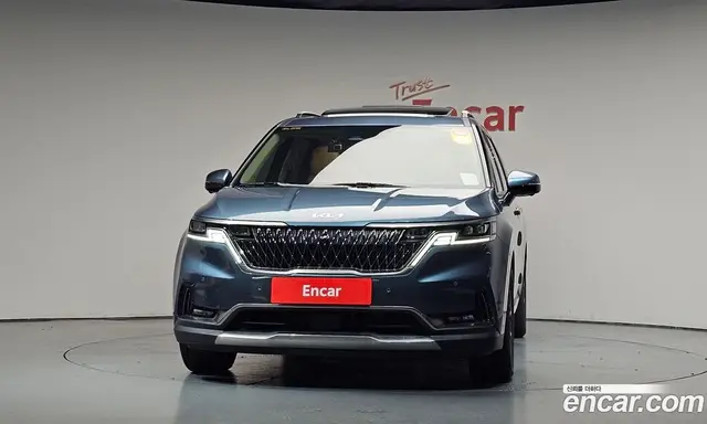 Kia Carnival 2023 3.5 автомат (гидро), миниатюра 3 Kia Carnival 2023 3.5 автомат (гидро), миниатюра 3