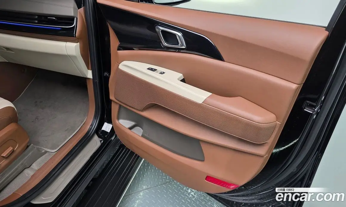 Kia Carnival 2024 3.5 автомат (гидро), фото 13 Kia Carnival 2024 3.5 автомат (гидро), фото 13