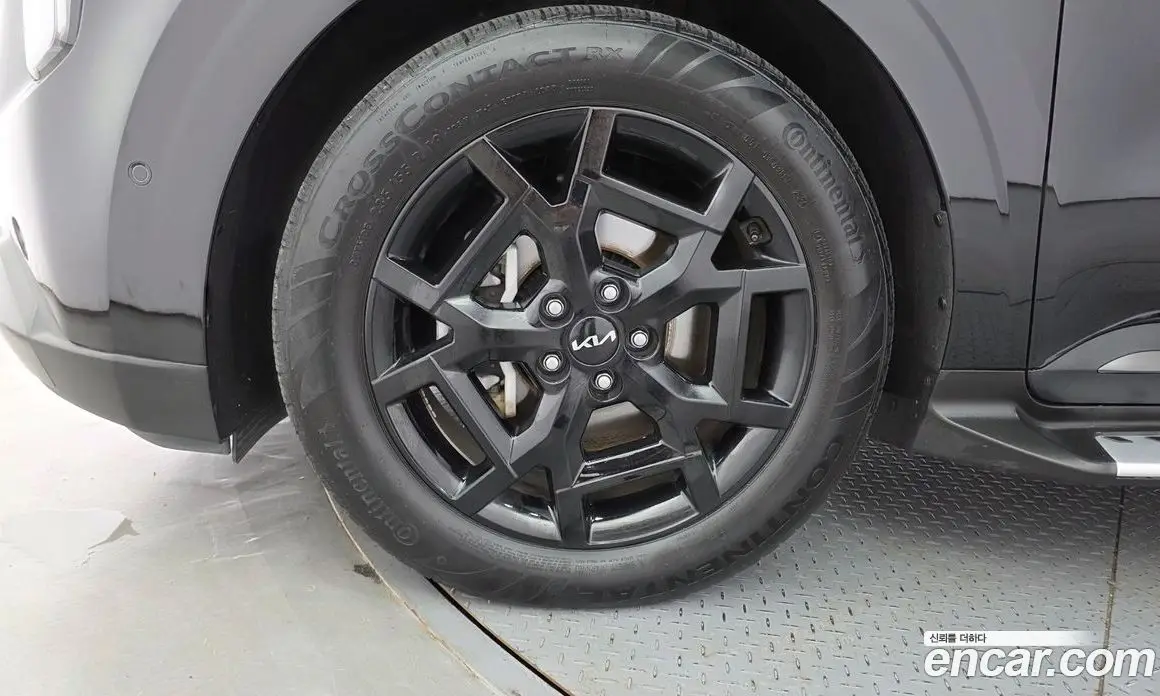 Kia Carnival 2024 1.6 автомат (гидро), фото 5
