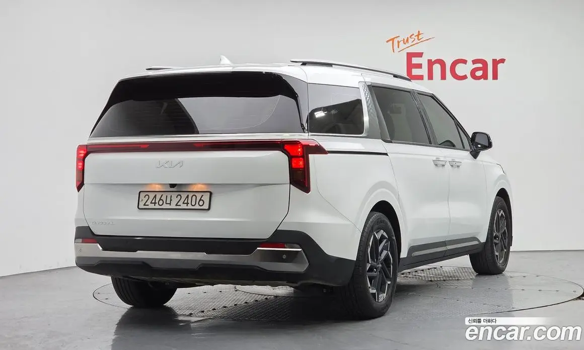 Kia Carnival 2024 2.2 автомат (гидро), фото 2 Kia Carnival 2024 2.2 автомат (гидро), фото 2