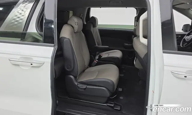 Kia Carnival 2024 2.2 автомат (гидро), миниатюра 11 Kia Carnival 2024 2.2 автомат (гидро), миниатюра 11
