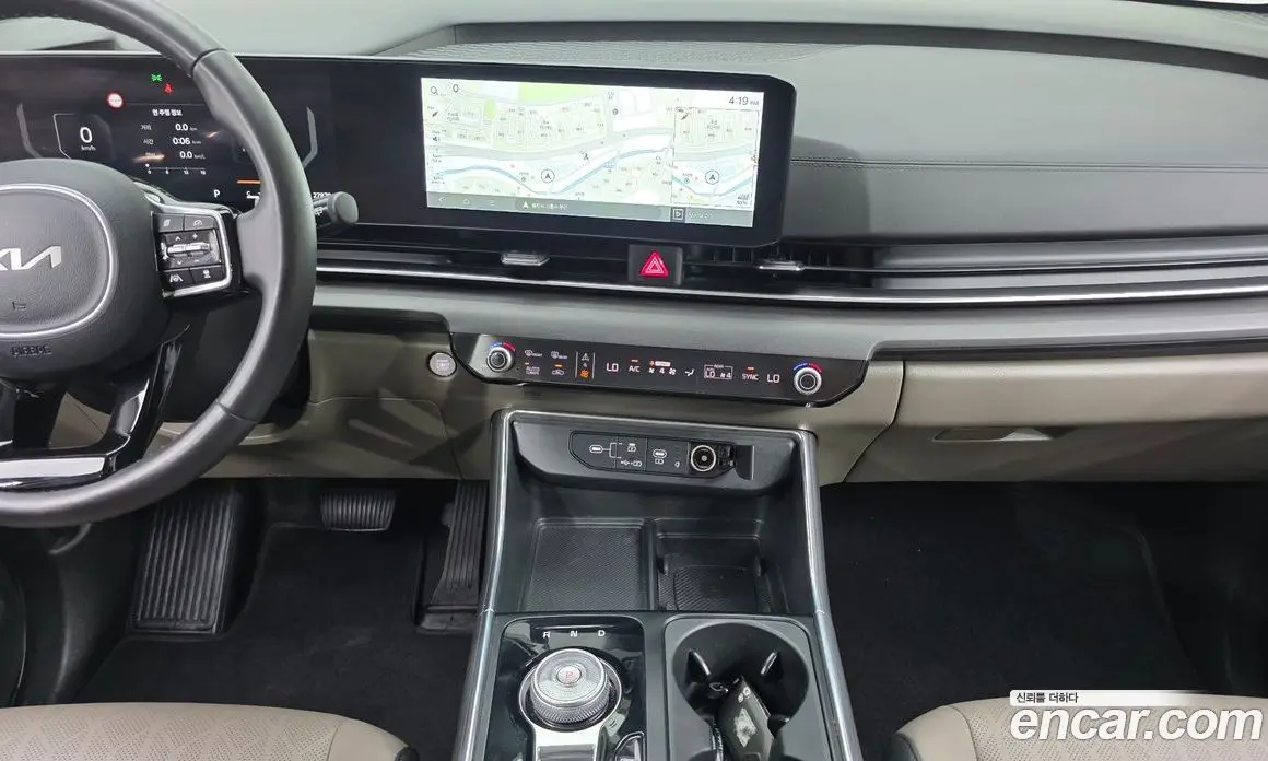 Kia Carnival 2024 2.2 автомат (гидро), фото 14 Kia Carnival 2024 2.2 автомат (гидро), фото 14