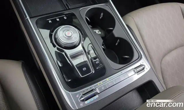 Kia Carnival 2024 2.2 автомат (гидро), миниатюра 9 Kia Carnival 2024 2.2 автомат (гидро), миниатюра 9
