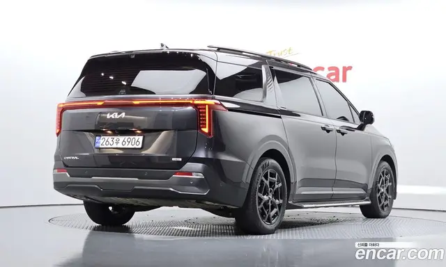 Kia Carnival, 2024, 33 305 км
