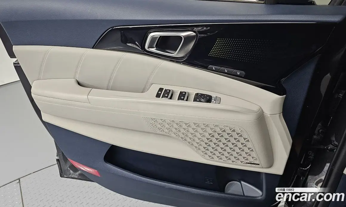 Kia Carnival 2024 1.6 автомат (гидро), фото 13 Kia Carnival 2024 1.6 автомат (гидро), фото 13