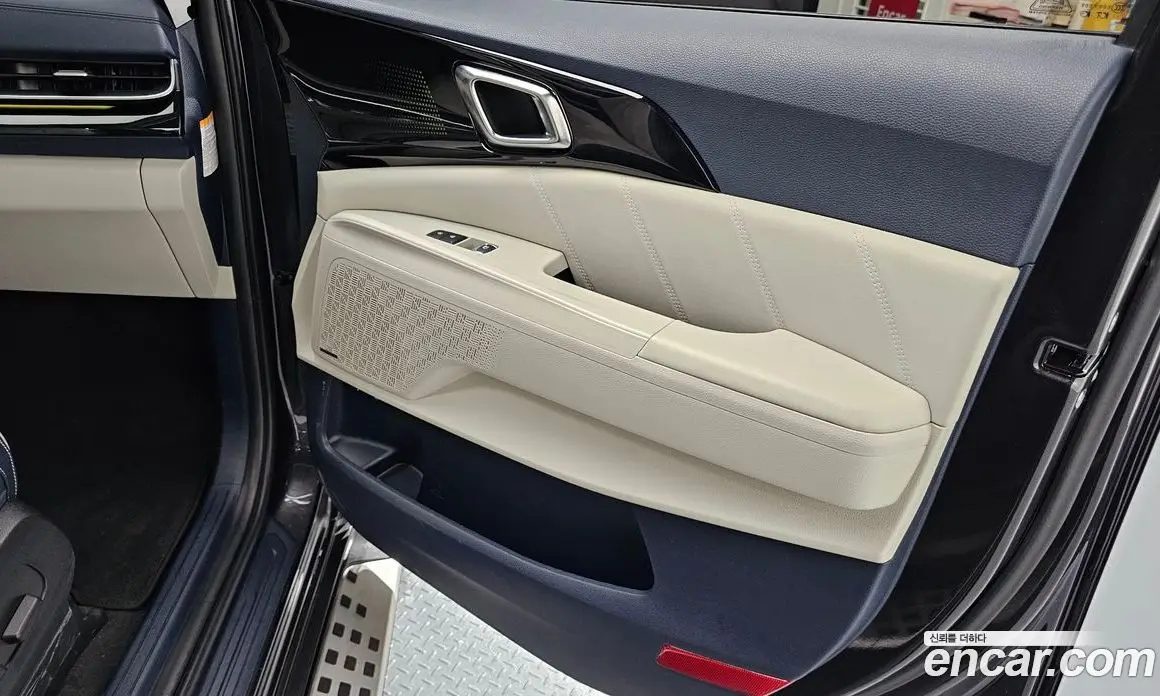 Kia Carnival 2024 1.6 автомат (гидро), фото 14 Kia Carnival 2024 1.6 автомат (гидро), фото 14