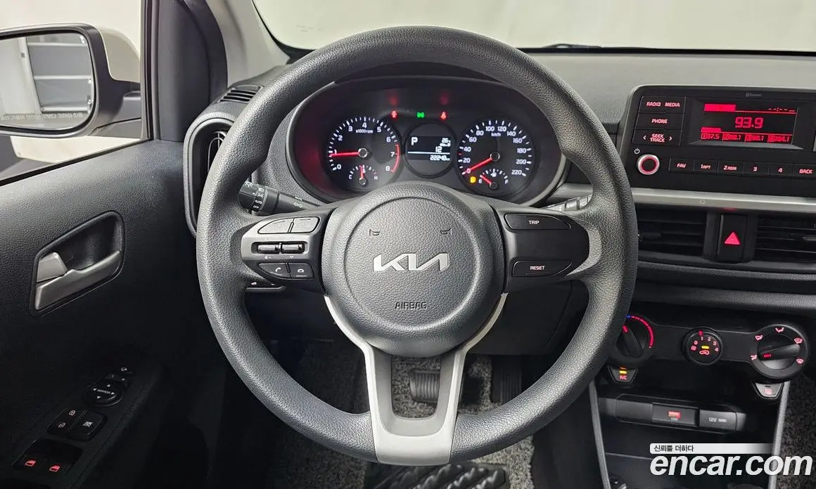 Kia Morning 2022 1.0 автомат (гидро), фото 18 Kia Morning 2022 1.0 автомат (гидро), фото 18